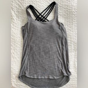 Size 6 Lululemon tank | open back